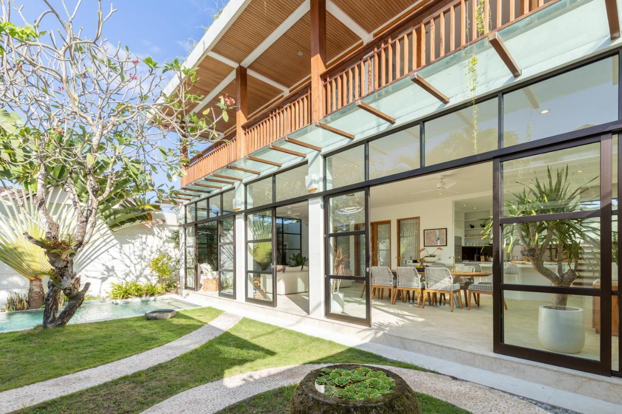 Villa Lumut 3 Bedrooms Central Seminyak Экстерьер фото