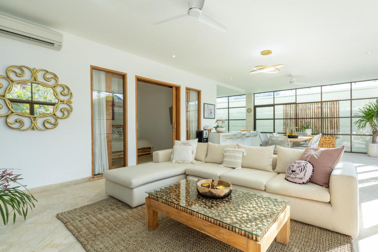Villa Lumut 3 Bedrooms Central Seminyak Экстерьер фото