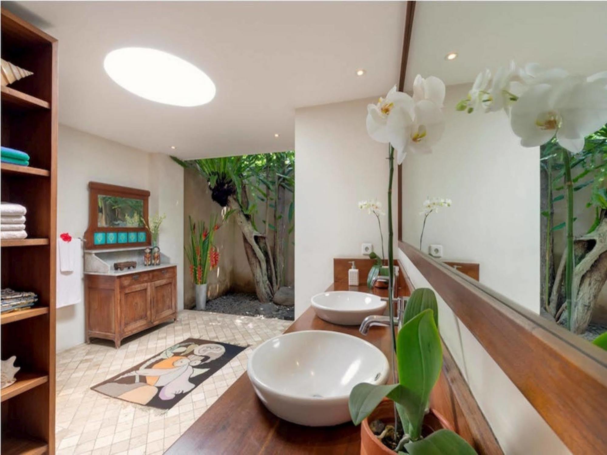 Villa Lumut 3 Bedrooms Central Seminyak Экстерьер фото